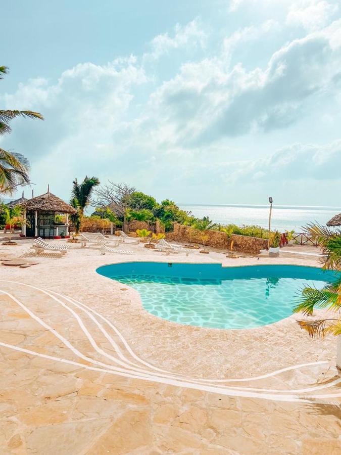 Met Beach Resort มาลินดี ภายนอก รูปภาพ